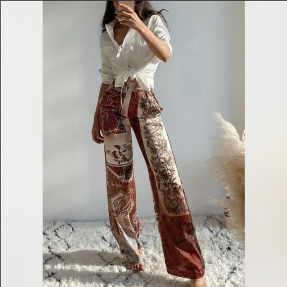 PATCHWORK PRINTED PANTS - Picture 5 of 9